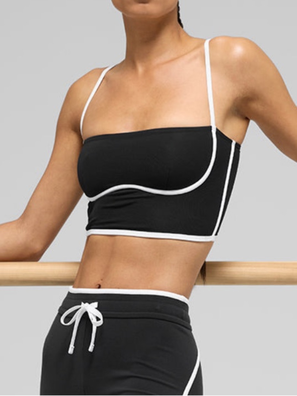 ALO Yoga Airbrush Streamlined Bra Tank